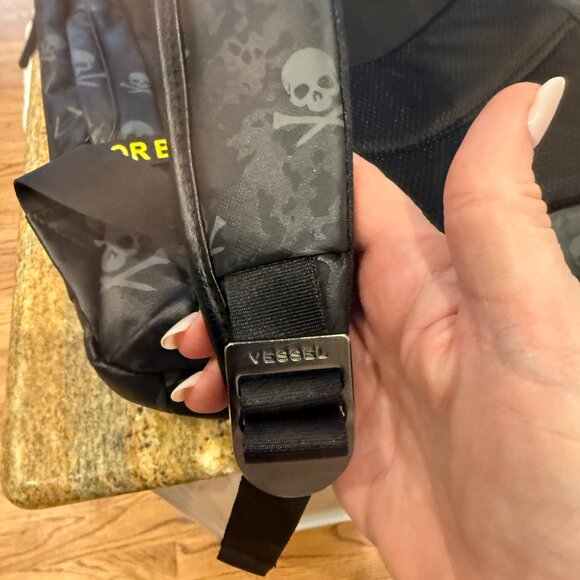 G/Fore x Vessel Killer Skull Backpack Black Camo - Picture 7 of 11